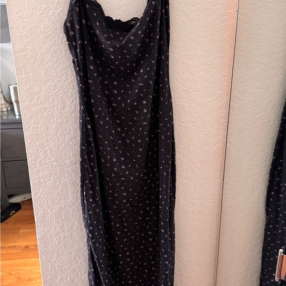 SKIMS Fits Everybody long slip dress - Picture 1 of 4